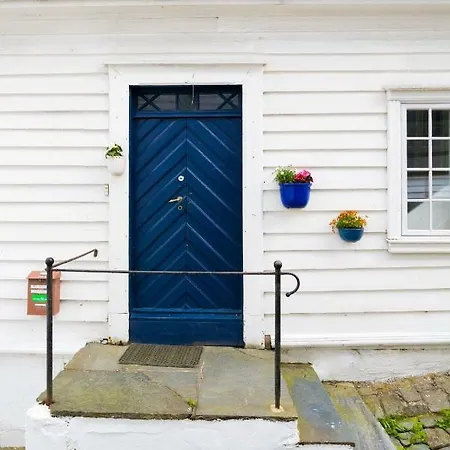 Apartment Historical In The Heart Of The Old Town Stavanger