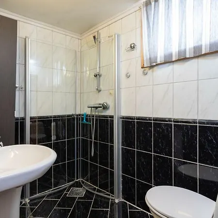 Apartment Historical In The Heart Of The Old Town Stavanger