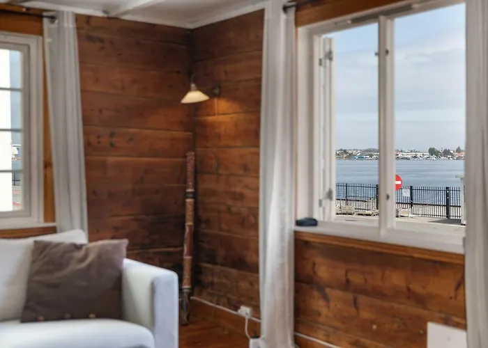 Historical In The Heart Of The Old Town 公寓