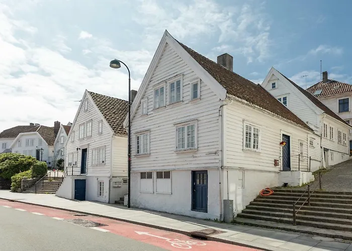 Historical In The Heart Of The Old Town 公寓